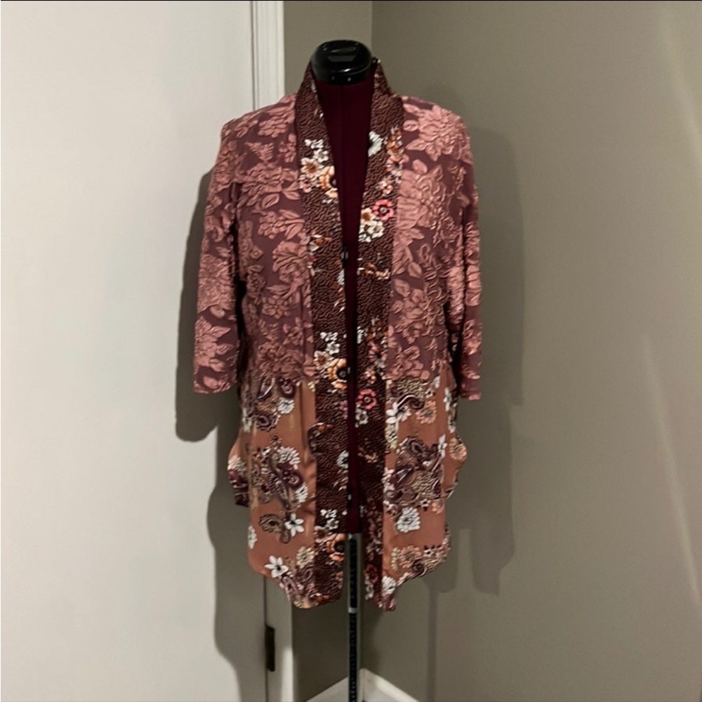 Ivy Jane Boho/Gypsy Floral Open Front Kimono with Velvet and Metallic De…